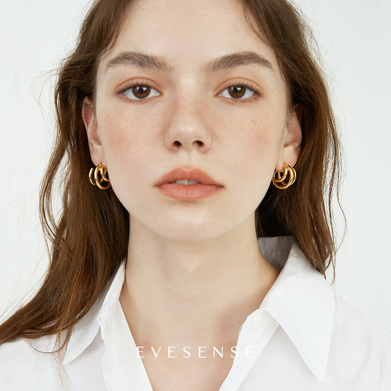 EVESENSE法式高级感错落圆圈耳环