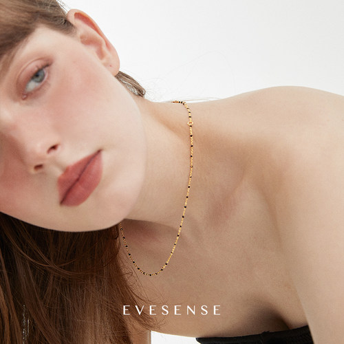 EVESENSE高级感珐琅隔珠锁骨链