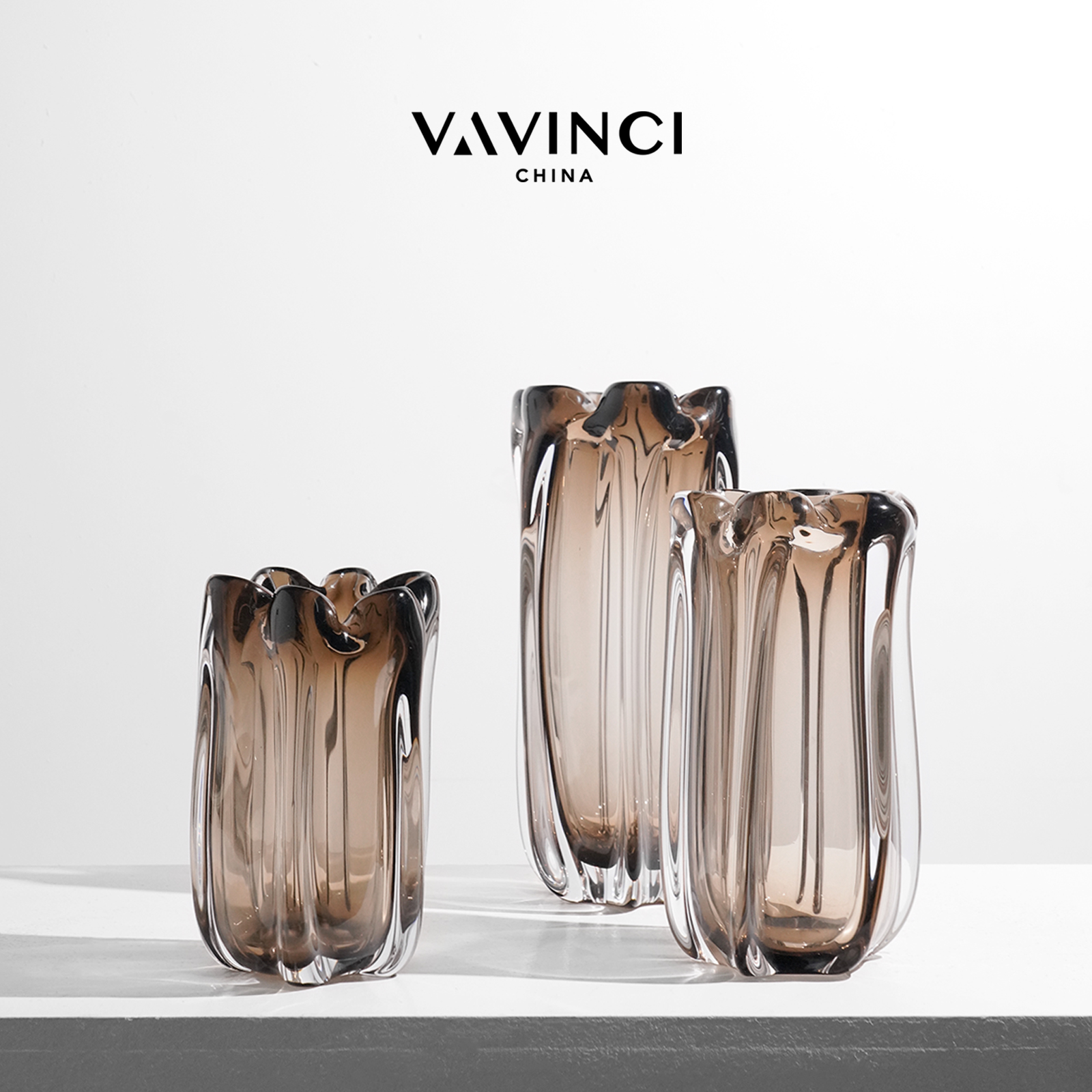 梵其轻奢玻璃花瓣口径花瓶摆件