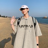 浅灰色