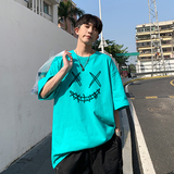 湖绿色