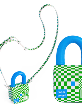 Paper voice古良吉吉棋盘格联名耳机包可调节小牛皮随身挎包造型