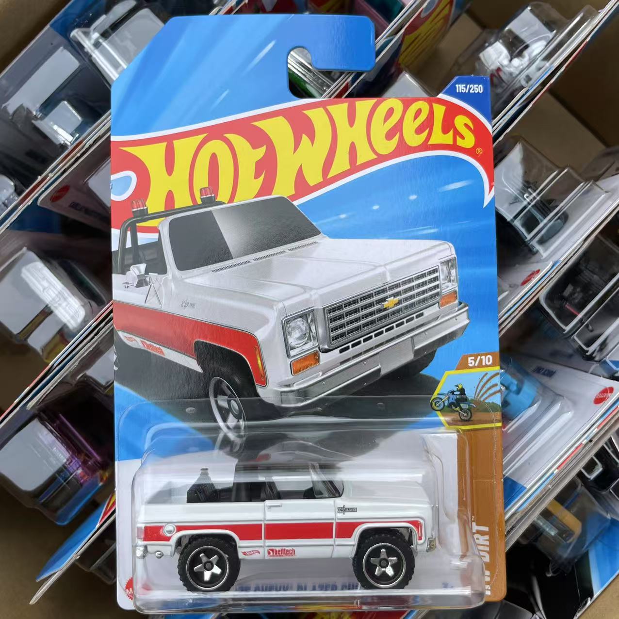 雪佛兰75CHEVYBLAZER风火轮玩具
