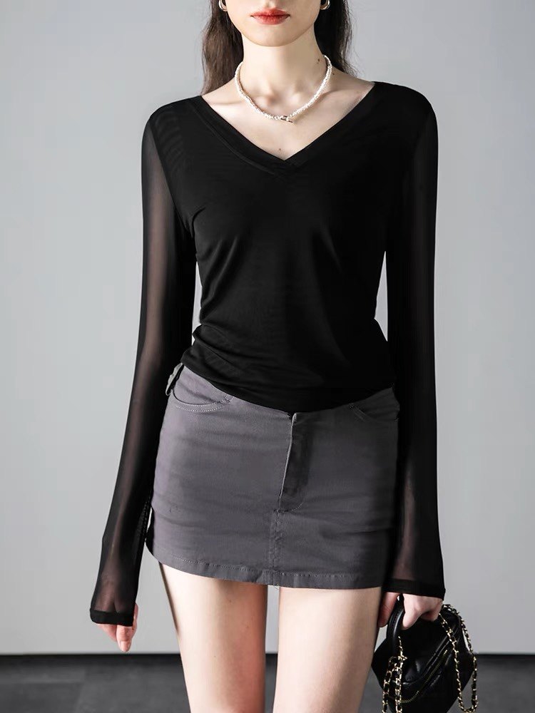 黑色正肩V领长袖t恤女秋新款修身轻薄网纱打底衫柔软亲肤弹力上衣,女士内衣/男士内衣/家居服,吊带/背心/T恤/打底/肌底衣,淘宝优惠券,粉丝福利购,淘宝优惠卷