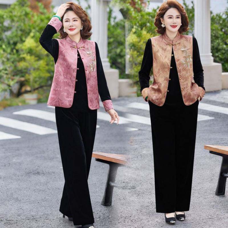 专柜品牌中老年50多岁妈妈春装金丝绒套装气质中老年女春秋国风马
