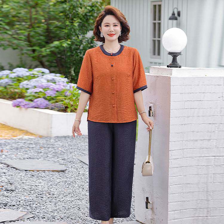专柜官方妈妈夏装时尚中袖上衣套装中老年人女装洋气圆领小衫九分