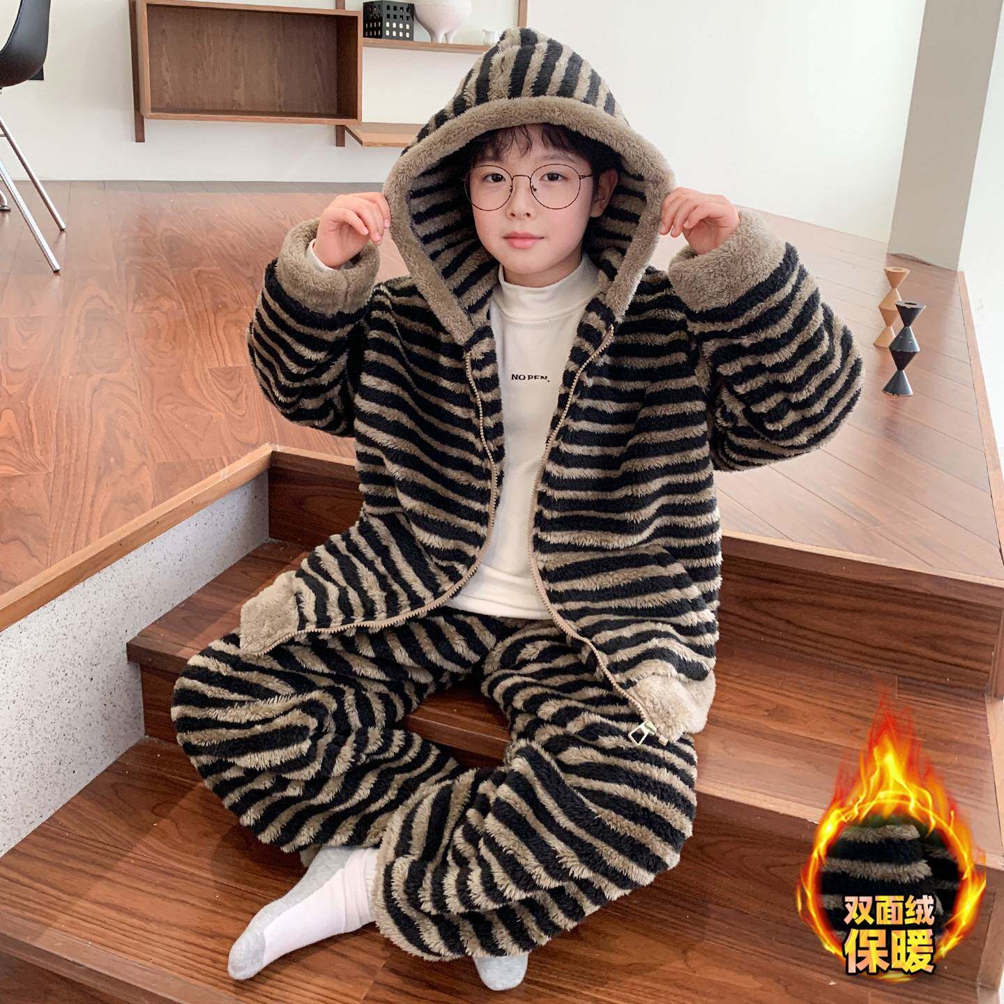 专柜品牌男童双面绒家居服条纹连帽拉链开衫韩版睡衣男孩时尚外穿