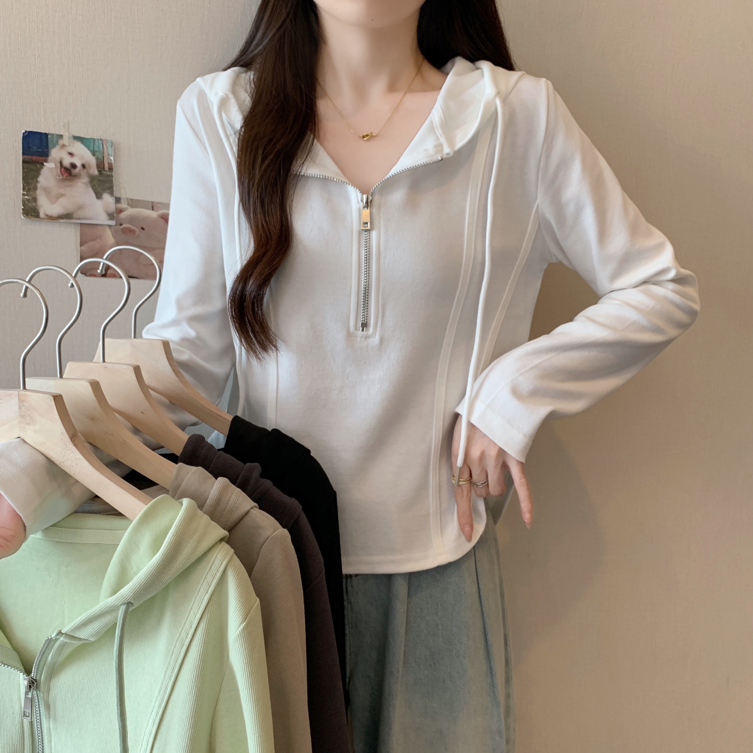 大码时尚休闲连帽学院风长袖卫衣女2025新款秋季胖MM遮肉显瘦上衣