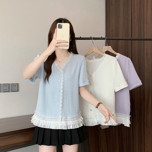 小香风紫色V领短袖衬衫女2025夏季胖mm漂亮小衫蕾丝屁帘下摆上衣