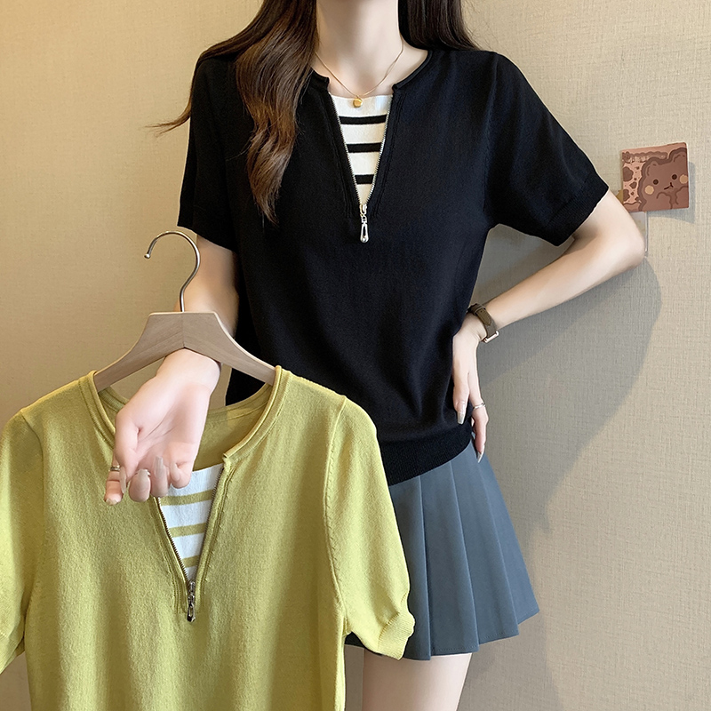 2025夏新款撞色条纹拉链领口冰丝针织衫上衣大码女装宽松短袖T恤
