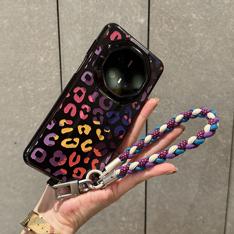 适用于华为Mate70rs保护壳