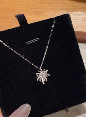 满天星烟花项链女轻奢小众2026新款设计花朵锁骨吊坠精致项链礼物