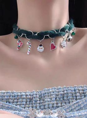 圣诞节秋冬氛围感绿色毛绒choker项圈圣诞老人爱心铃铛颈链女项链
