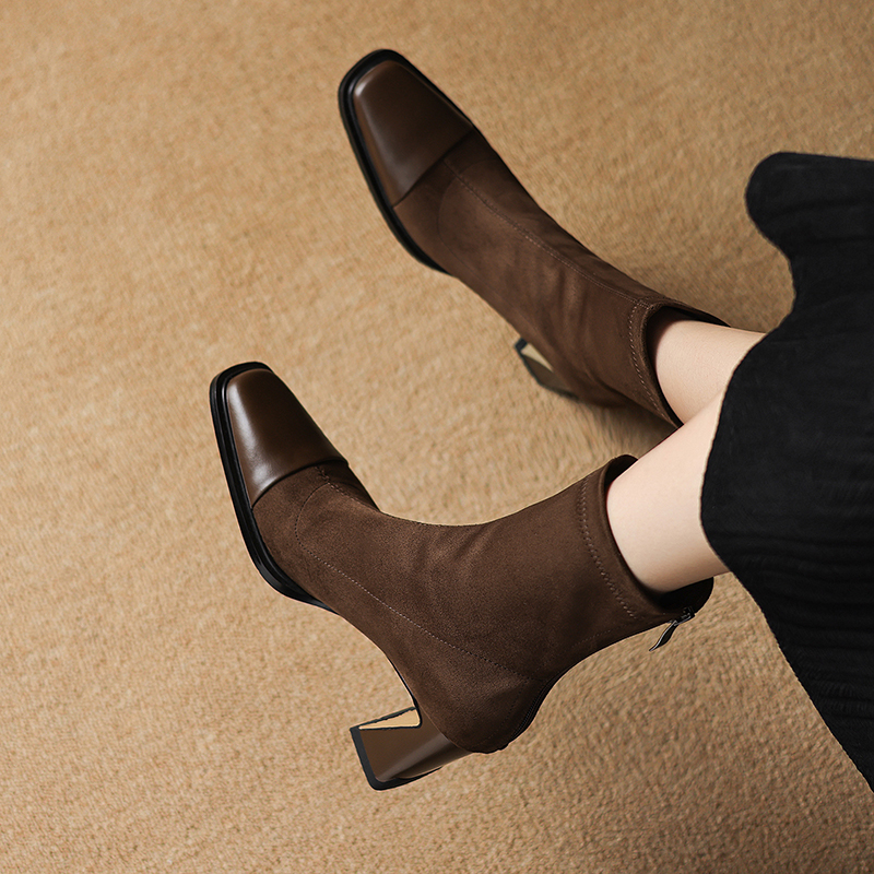 绒面拼接方头短靴后拉链粗跟单靴