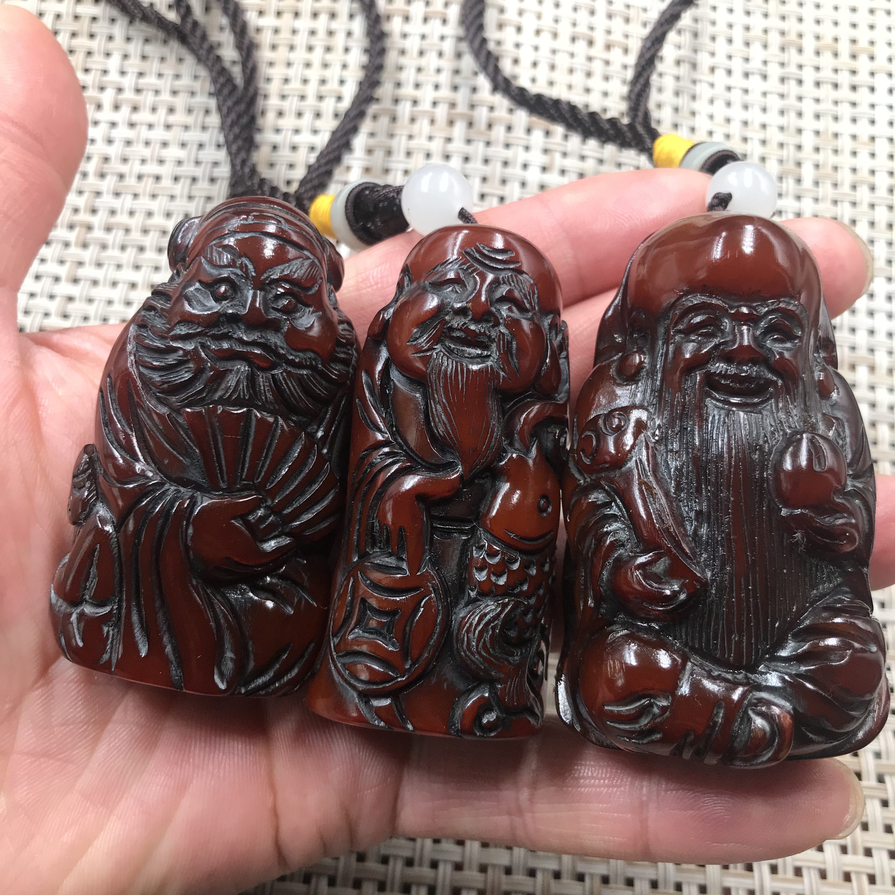 天然赤红老牦牛角手工雕刻天师钟馗如意寿星财神吊坠手把件挂件