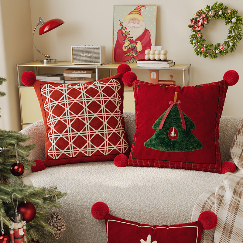 圣诞装饰喜庆抱枕套节日装饰红色靠枕客厅沙发飘窗床上靠垫可拆洗