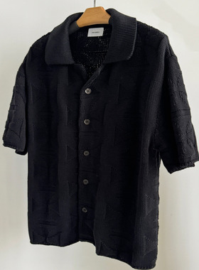 Askyurself黑色满印十字针织短袖衬衫