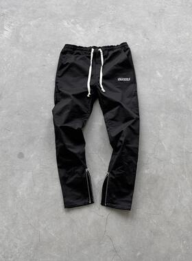 Askyurself 立体剪裁刺绣小Logo侧拉链休闲裤黑色