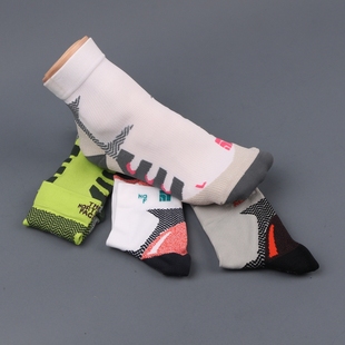 速干运动袜N脸 春秋中筒透气中性袜户外休闲男女童袜初级跑步袜