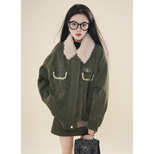 美式复古军绿色皮衣毛呢外套女冬季2025新款休闲宽松毛毛拼接夹克