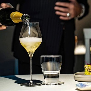 超薄手工轻奢高档白葡萄酒杯雷司令气泡香槟甜酒葡萄酒红酒高脚杯