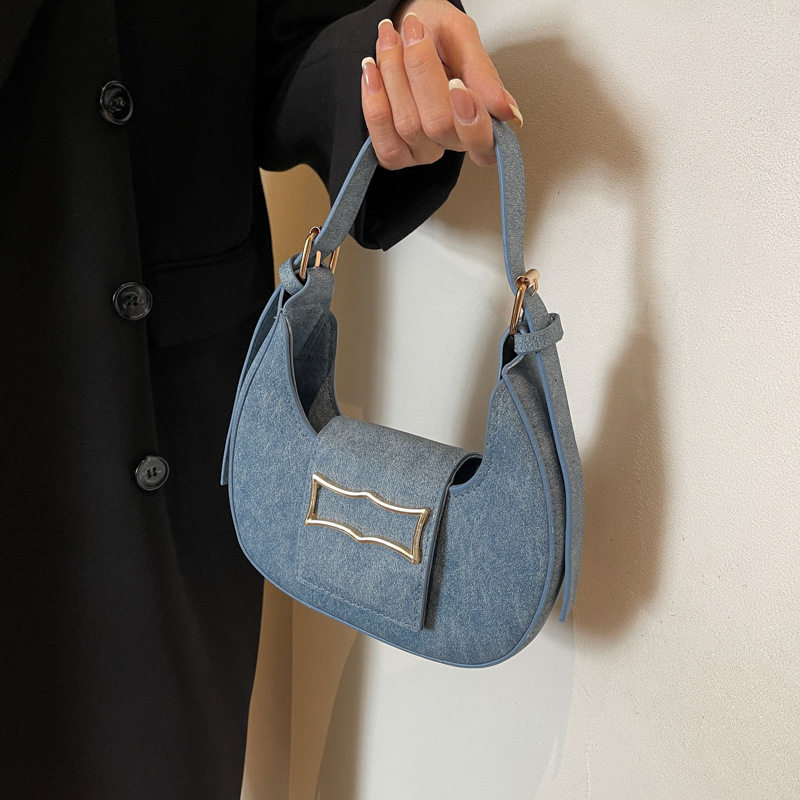 2026小众新款女包高级感月亮锁扣单肩包黑色腋下包时尚潮流斜挎包,箱包皮具/热销女包/男包,通用款女包,淘宝优惠券,粉丝福利购,淘宝优惠卷