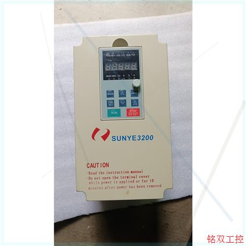 议价直拍不发:SUNYE 日业变频器 SY3200-G1R5 T4  1.