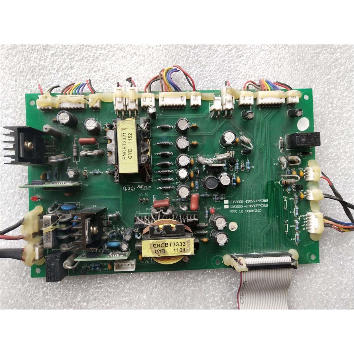议价直拍不发：EDS2860变频器37KW电源板EDS1000/EDS2000-4T0550P