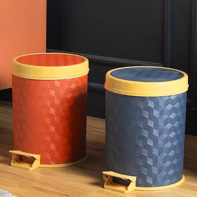 北欧脚踩垃圾桶家用厨房客厅卧室办公室学生宿舍用脚踏带盖塑料桶