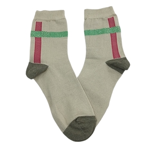 日单 中筒袜男士款浅卡其色商务款线条宽松袜口时尚舒适款