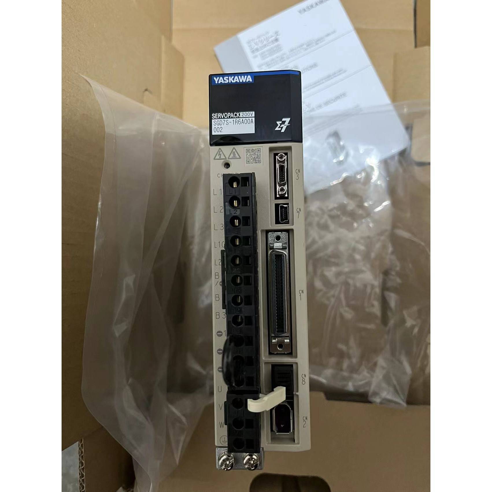 SGD7S-1R6A00A002 SGD7S-1R6A00A 安川驱动器 现货供应 安川驱动