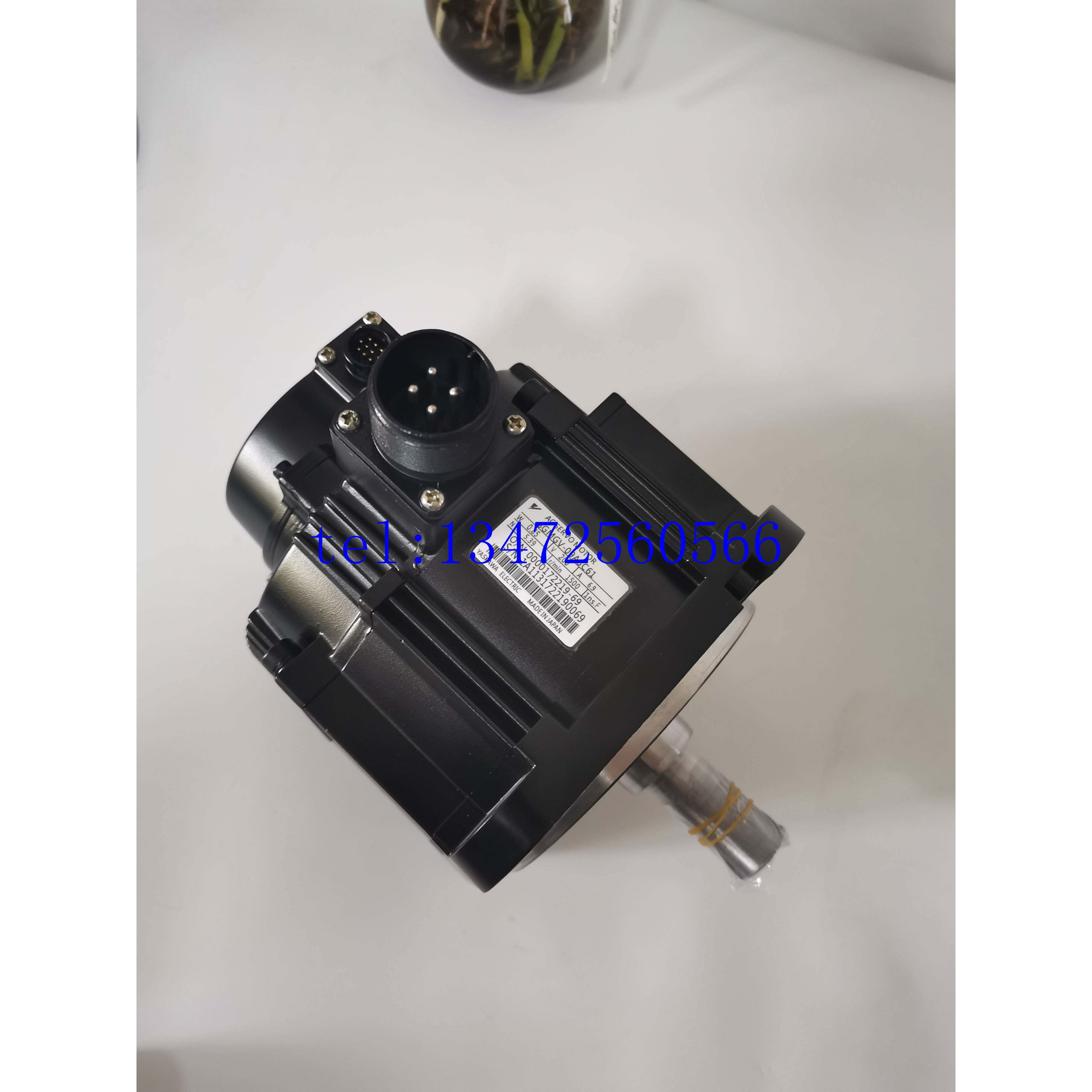 安川伺服电机SGMG-09A2ABC原装现货质保一年SGMG-13A2ABC特价