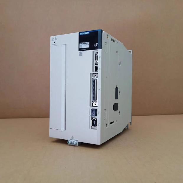 SGD7S-R70/R90/1R6/2R8/3R8/5R5/7R6A00A/10B/20A/30A/002驱动器