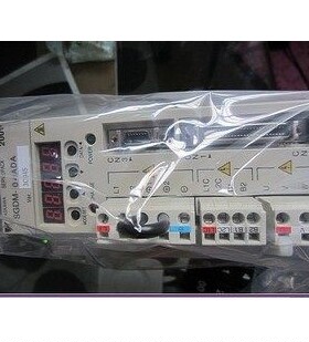 SGDM-1EADA安川伺服驱动器全新原装现货质保一年欢迎询价测试OK。