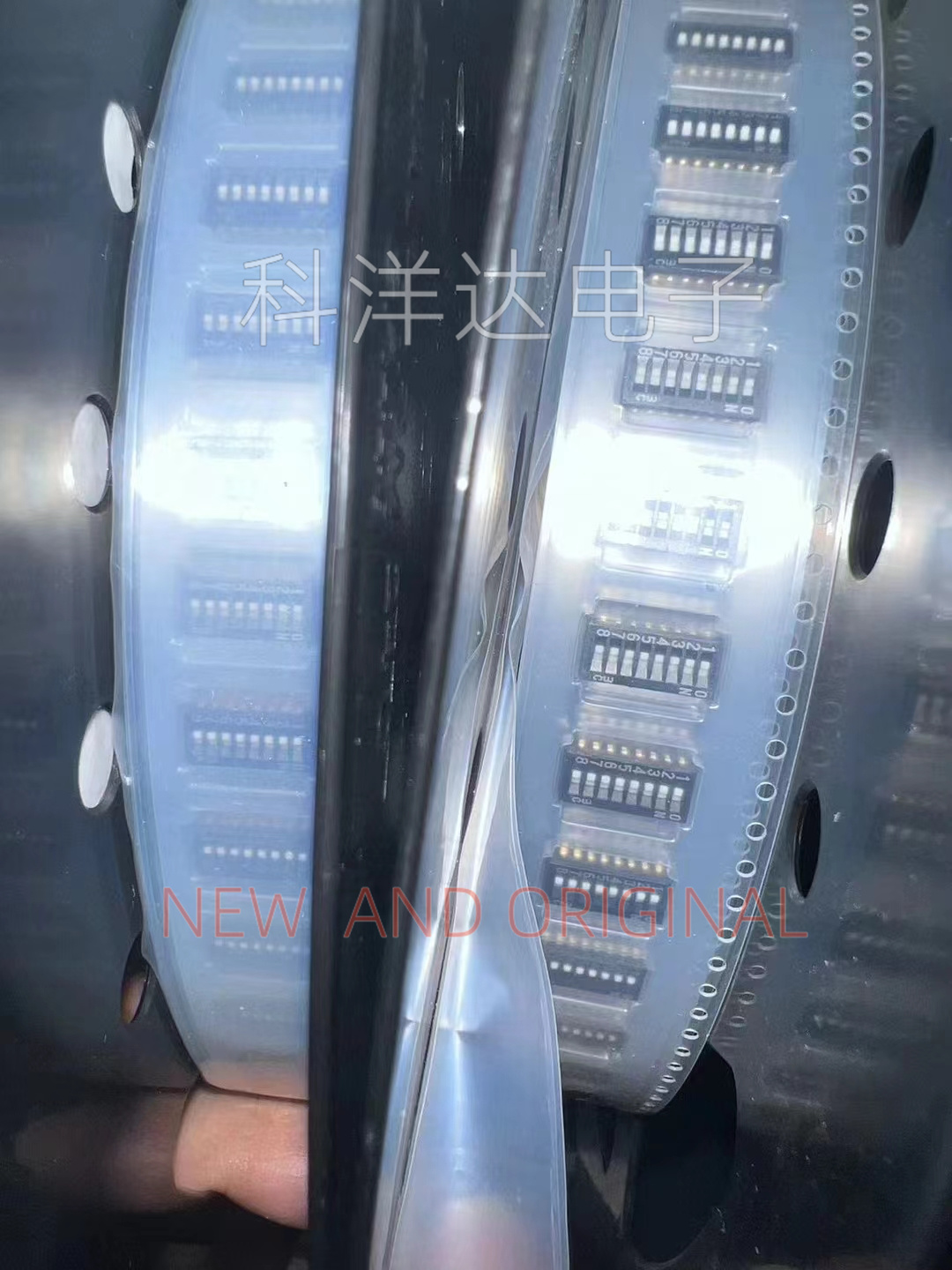 CHS-08TA1 8位拨码开关 1.27MM 黑色度金脚 8p BOM配单一站式采购