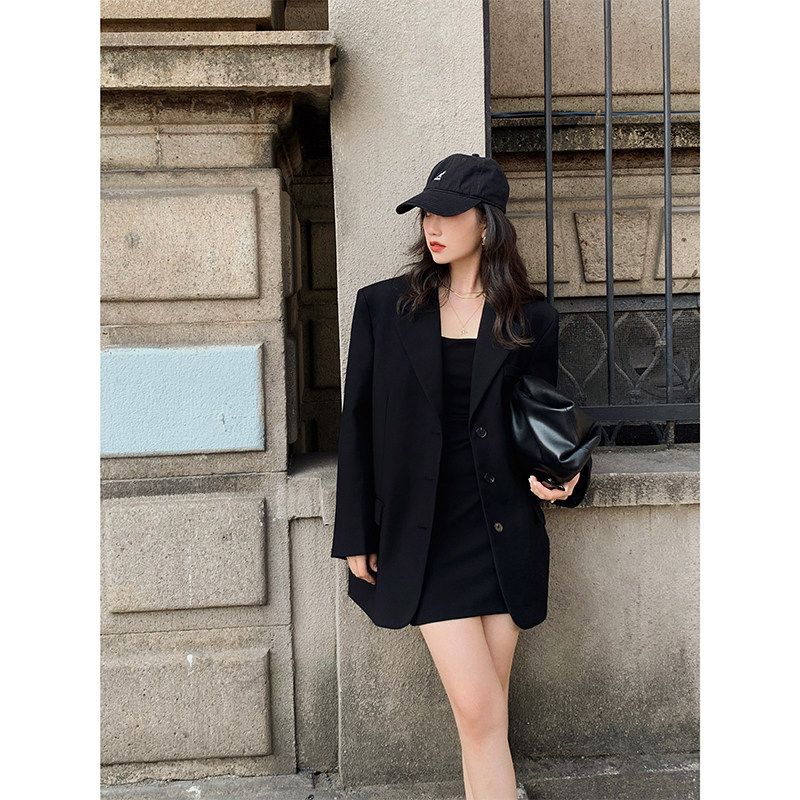 栗子moira 法式时髦极简廓形黑西装