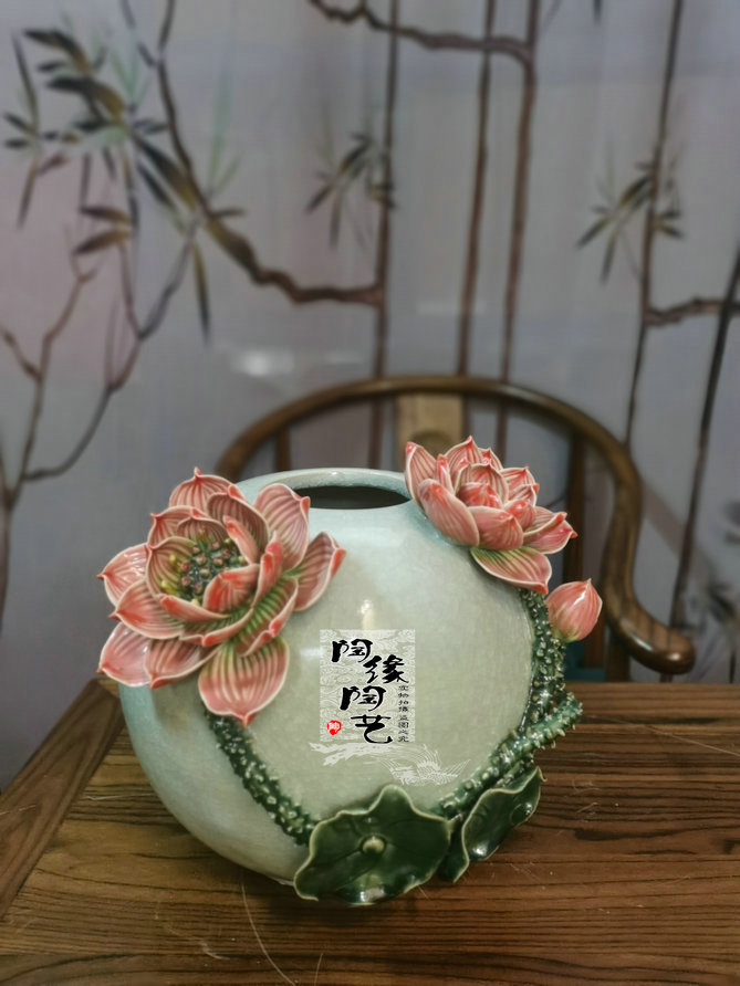 陶瓷工艺品 石湾公仔 荷花瓶 中国风 中式