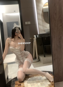 酒甜桃：小白兔女郎小胸性感内衣私房套装睡衣诱惑纯欲蕾丝睡衣