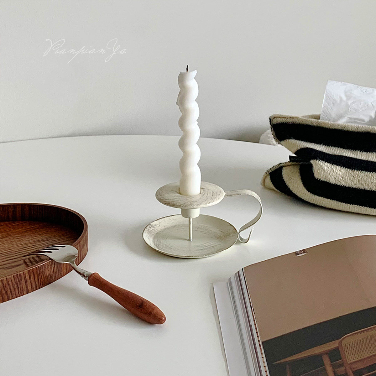 法式复古做旧白色烛台中古风手持香薰蜡烛摆件铁艺氛围感拍摄道具,机械设备,矿山专用设备,淘宝优惠券,粉丝福利购,淘宝优惠卷