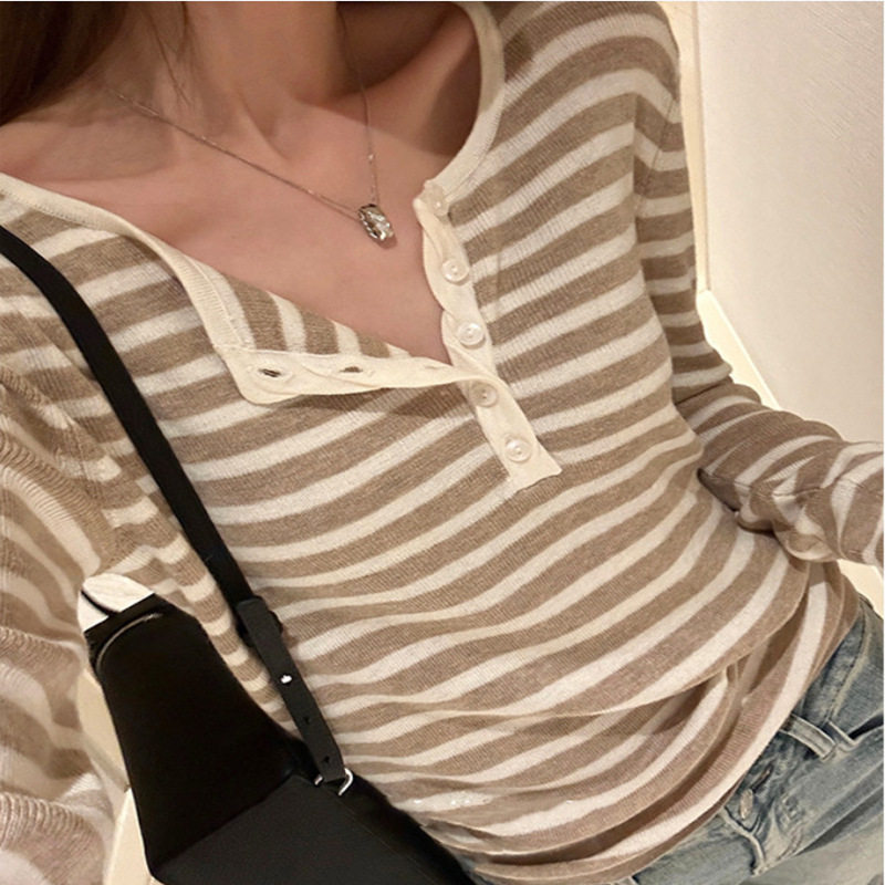 黑白条纹v领针织长袖T恤女秋季辣