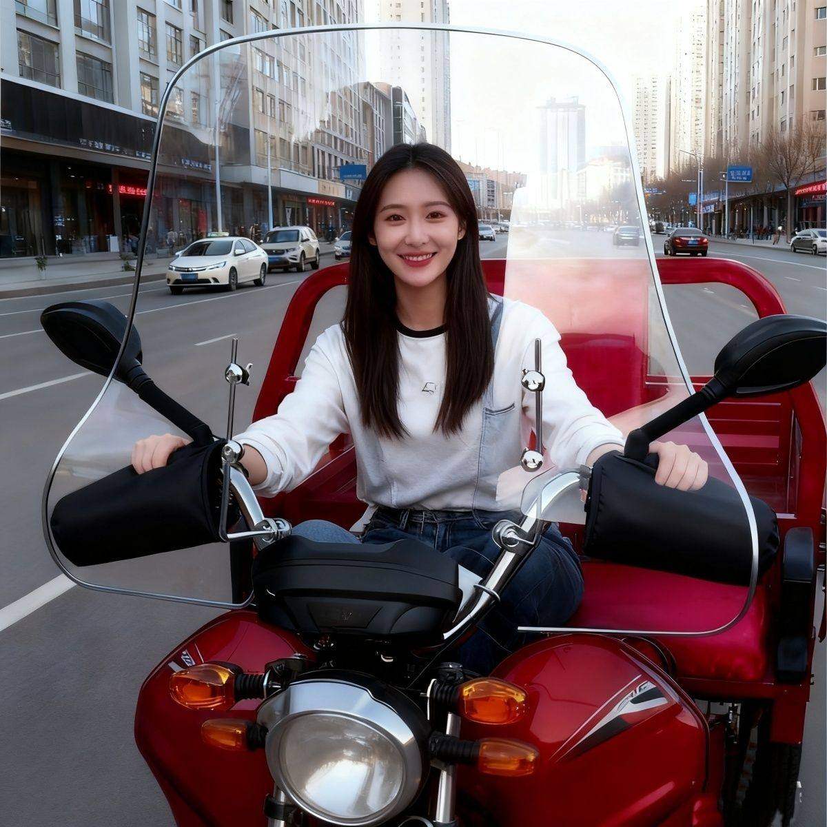 三轮车前挡风玻璃护手款玻璃摩托车电动车踏板车通用防风罩高清板