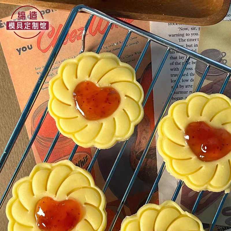 ins风果酱卡通饼干模具小熊小兔曲奇翻糖立体按压式家用烘焙工具