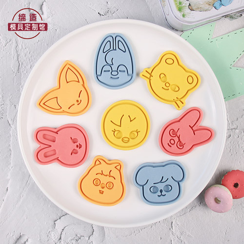 韩国男团skzoo卡通动物形象