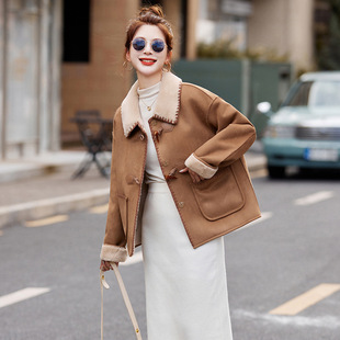 冬装2024年新款厚加绒皮毛一体仿皮草麂皮绒翻领短外套女SP6030