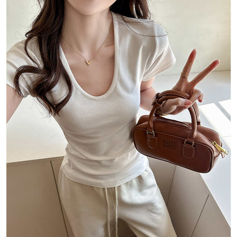 性感辣妹短袖t恤女夏季新款正肩修身显瘦百搭高级感纯欲白色上衣