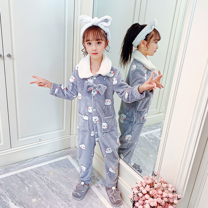 CHILDRENS ONE-PIECE PAJAMAS AUTUMN AND WINTER CORAL VELVET GIRLS FLANNEL BABY KICK ANTI GIRL BELLY PROTECTION STRAWBERRY LOUNGEWEAR