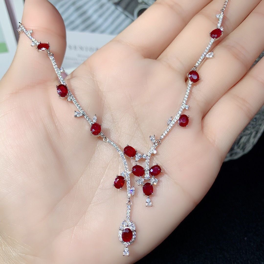 纯天然高品质缅甸无烧红宝石项链晶体通透红宝石艳如烈火精工镶嵌