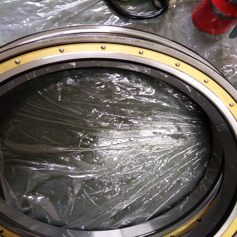 店长：都俊梅女士携全体员工热烈欢迎您的到来！！！多年实体老店，位于轴承集散地——烟店 / 童村 ，欢迎您的到来 或者咨询！