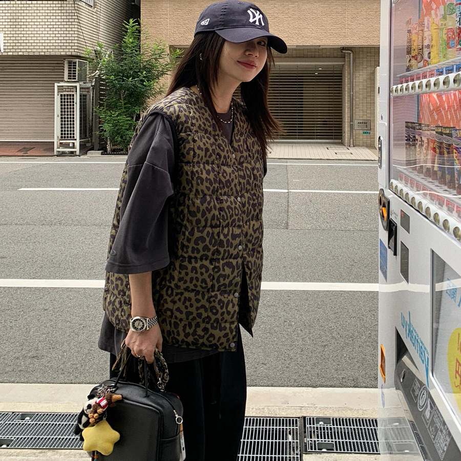 【现货】马甲女秋冬新款豹纹无袖百搭情侣V领外穿夹棉棉服
