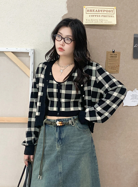 CV大码女装 春复古v领撞色格纹短款背心冰丝针织开衫黑色两件套女